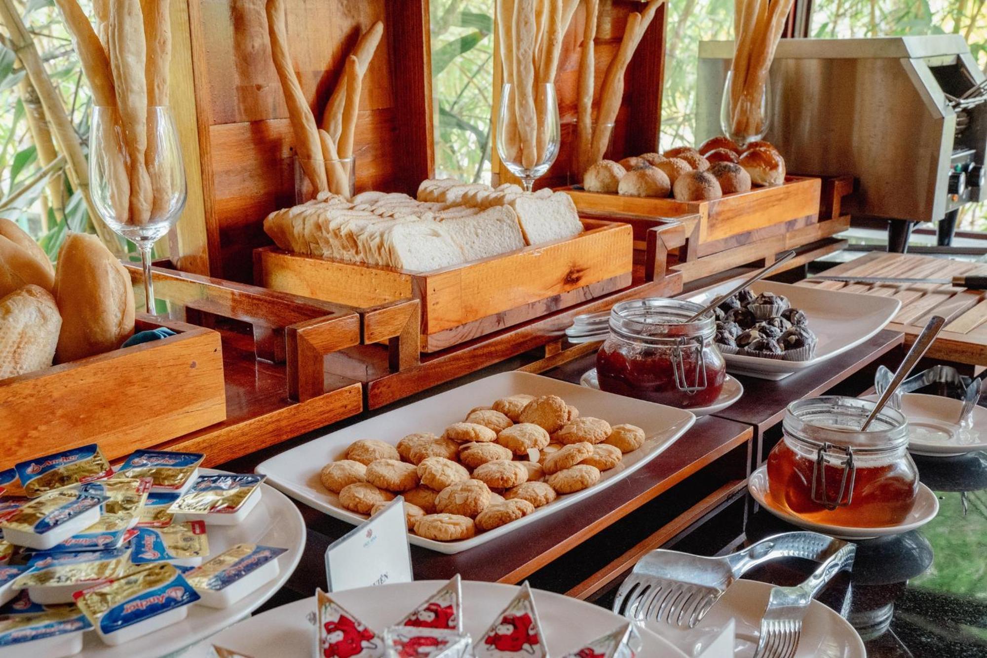 Pax Ana Doc Let Resort & Spa Ấp Ninh Hòa  Buitenkant foto